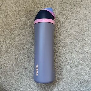 Owala Free sip 24oz stainless steel water bottle